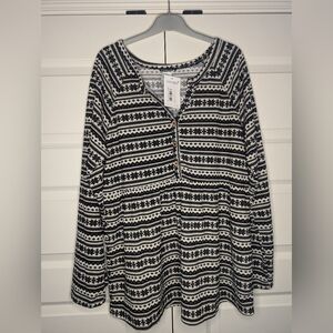 NWT Heimish USA Womens 3XL Black and White Winter Print Long sleeve Top